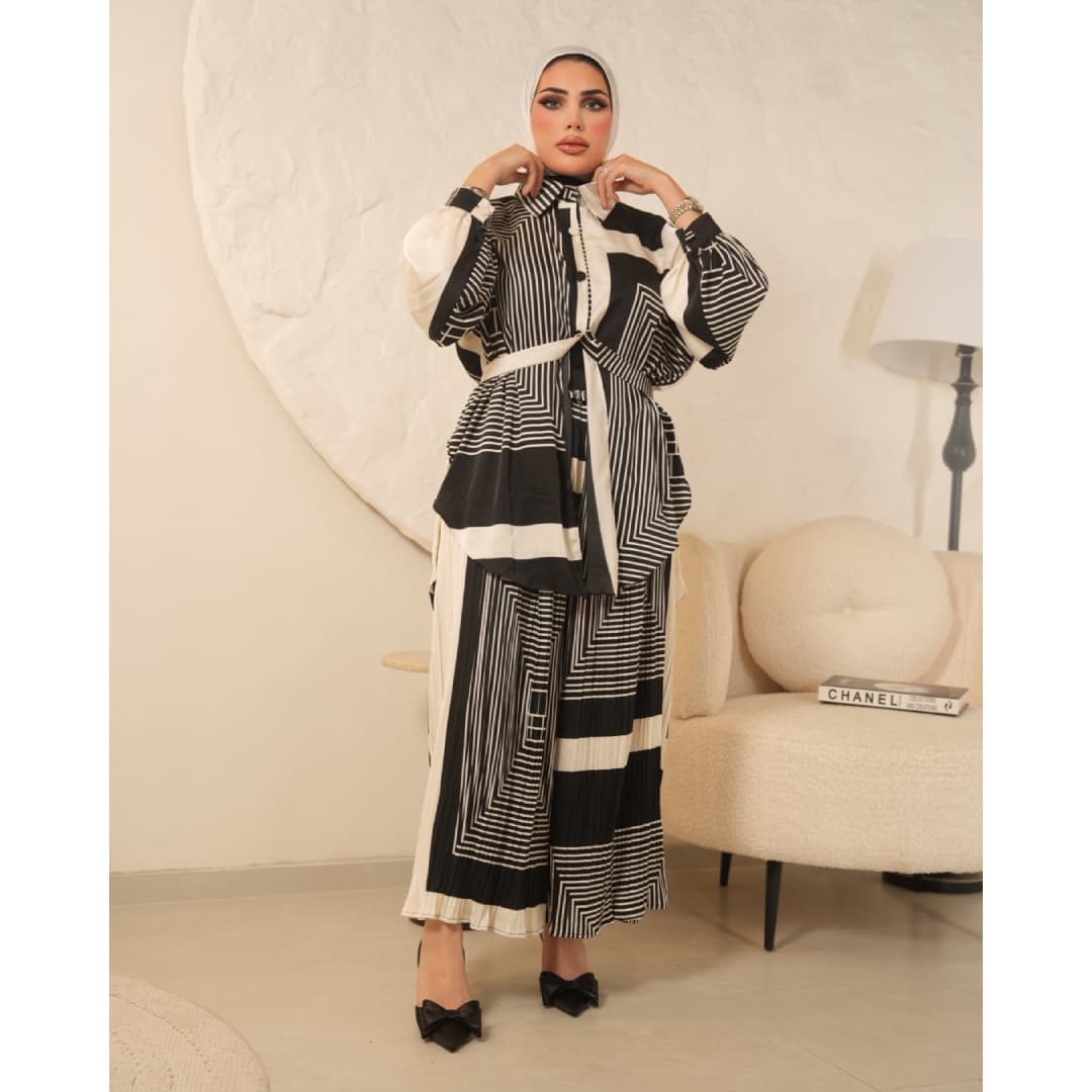 مالكا بدلة مطوية - أسود وأبيض — 4